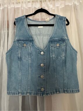 Levi’s Light Blue Denim Vest